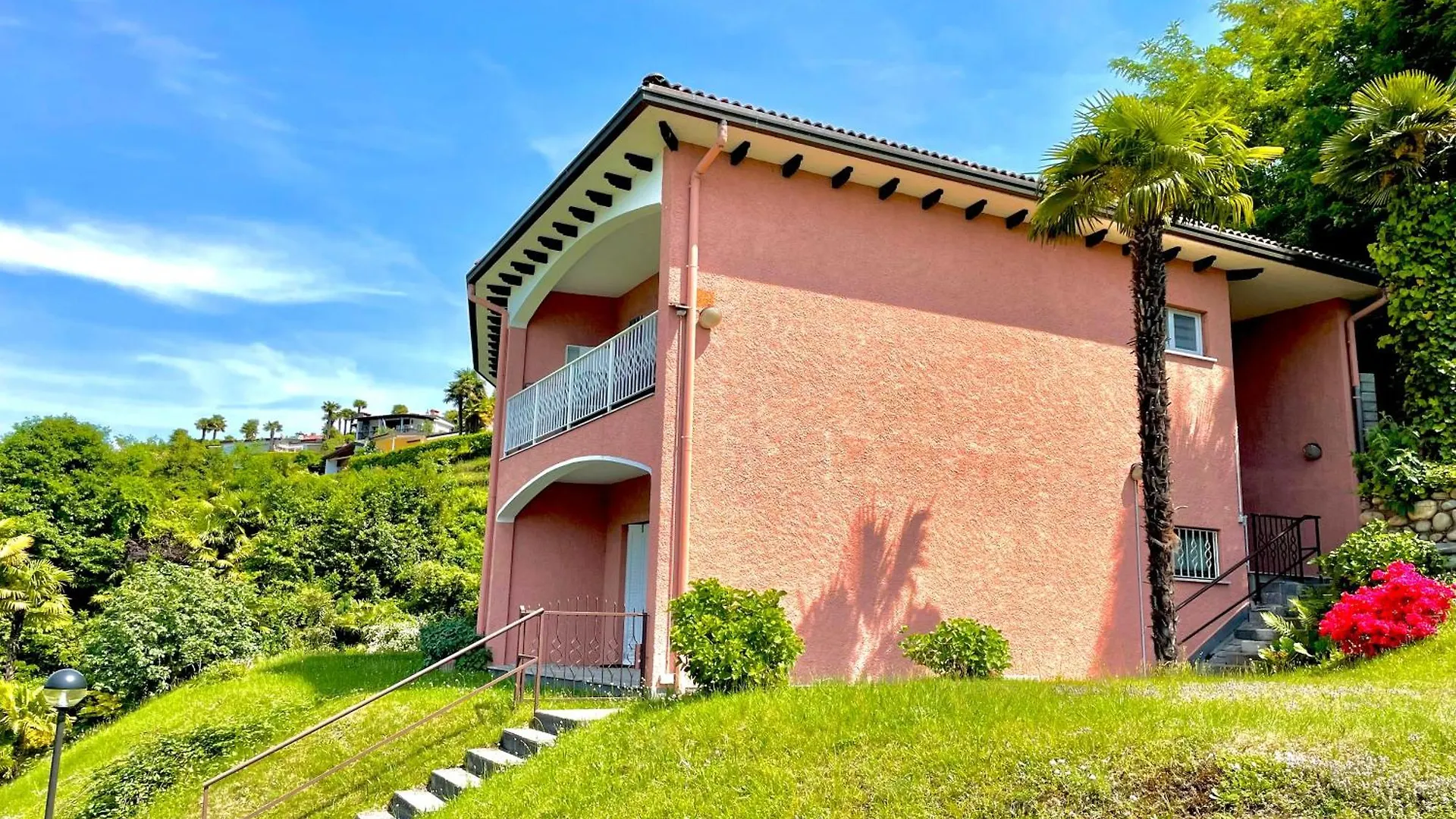 Apartment Studio Belmonte Mit Direktem Seeblick Brezzo Italy